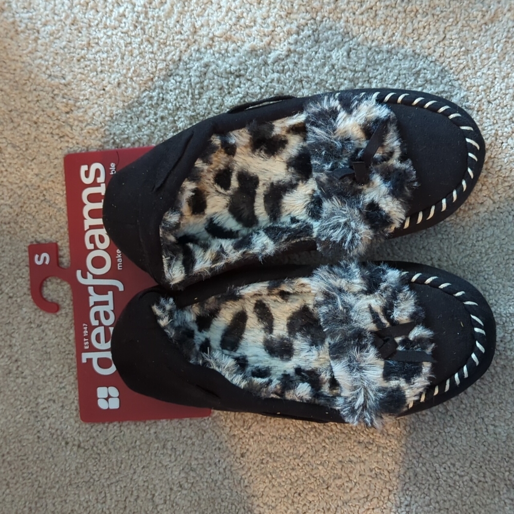 Dearfoams slippers size 5-6